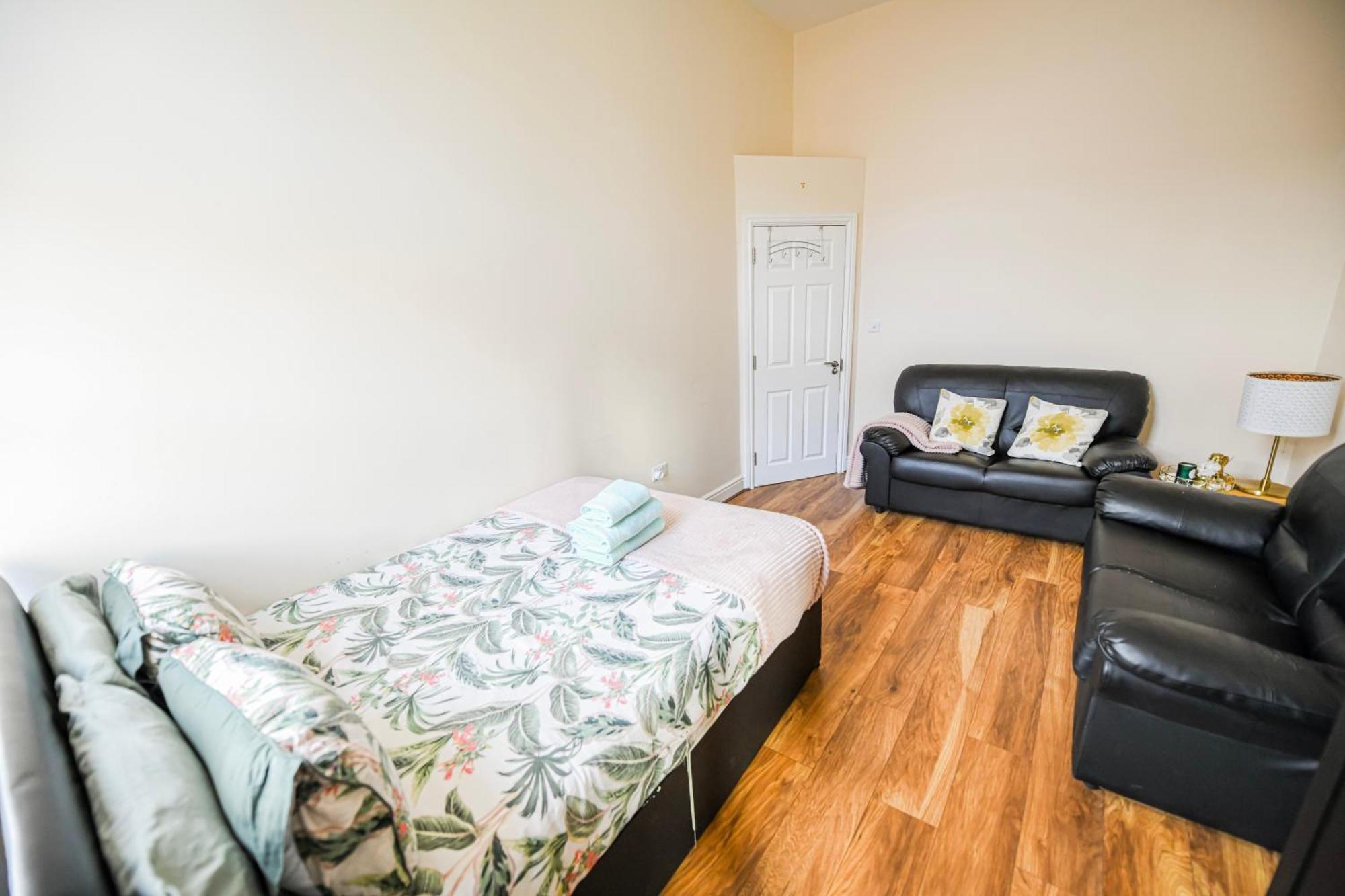 Charming 2-Bedroom Flat In Shepherd'S Bush, Near Hammersmith Londýn Exteriér fotografie